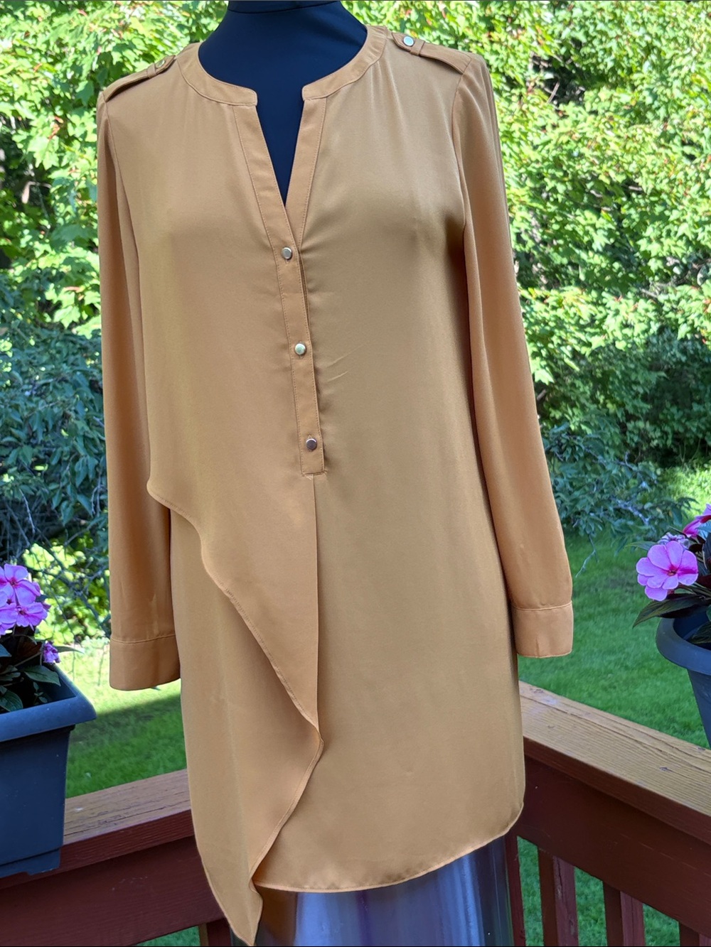 NWOT Chico’s Mustard Yellow Top